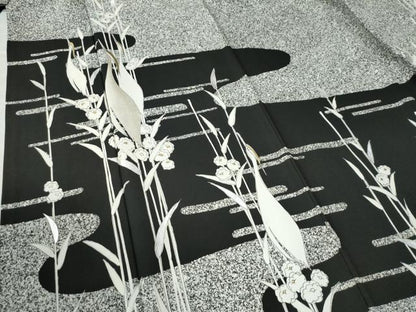 平和屋着物●訪問着 鷺草花文 たたき染め 黒地 金銀彩 正絹 逸品 CAAW7483yc