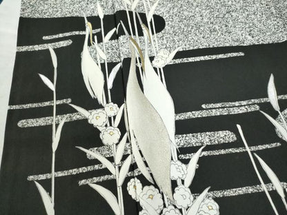 平和屋着物●訪問着 鷺草花文 たたき染め 黒地 金銀彩 正絹 逸品 CAAW7483yc