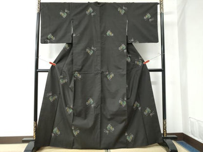 平和屋着物●本場大島紬 9マルキ 地空き 葡萄蔦の葉文 ますいわ屋扱い 正絹 逸品 CAAW7563yc