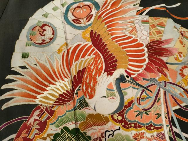 平和屋着物●アンティーク　大正ロマン　黒留袖　駒刺繍　飛鶴檜扇牡丹吉祥花文　金彩　正絹　逸品　CAAW7591yc