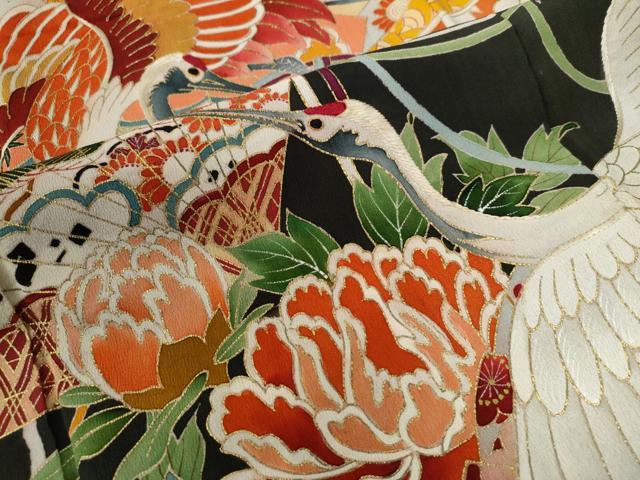 平和屋着物●アンティーク　大正ロマン　黒留袖　駒刺繍　飛鶴檜扇牡丹吉祥花文　金彩　正絹　逸品　CAAW7591yc