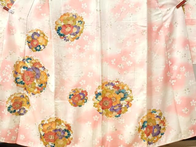 平和屋着物●豪華振袖　駒刺繍　花丸文　暈し染め　金彩　正絹　逸品　CAAW7603yc
