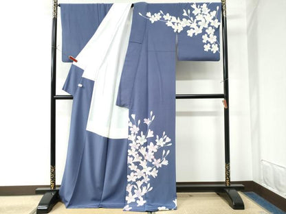 平和屋着物●十日町友禅 女流作家 遠田藤舟 訪問着 草花文 正絹 逸品 CAAW7609yc