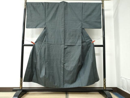 平和屋着物●男性　本場大島紬　100亀甲　総詰め　正絹　逸品　CAAW7637yc