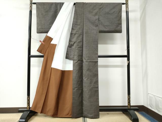 平和屋着物●本場大島紬　100亀甲　総詰め　正絹　逸品　CAAW7638yc