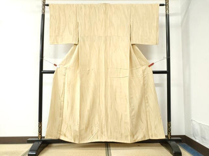 平和屋着物●上質な色無地 よろけ縞舞花地紋 砥粉色 正絹 逸品 CAAW7662yc