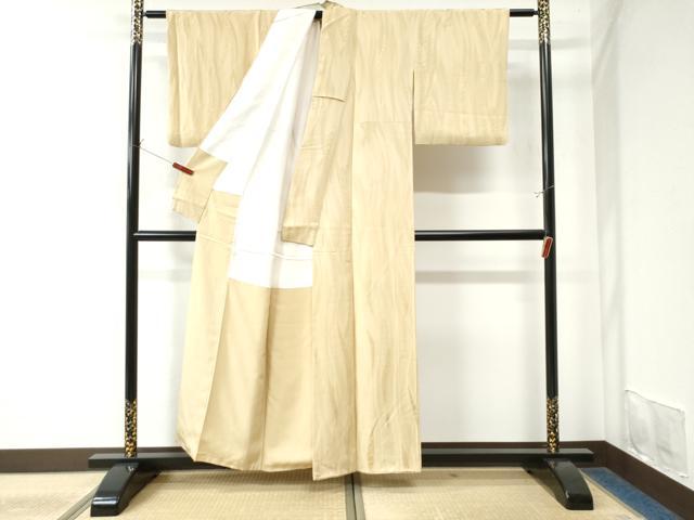 平和屋着物●上質な色無地 よろけ縞舞花地紋 砥粉色 正絹 逸品 CAAW7662yc