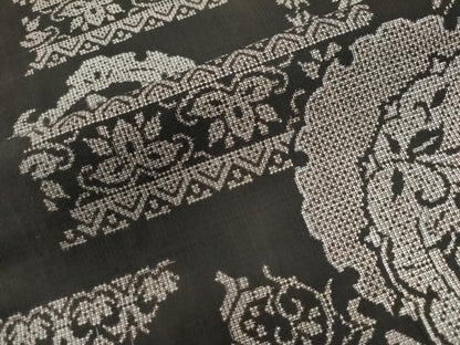 平和屋着物●本場大島紬　割り込み絣　雪輪短冊花唐草文　正絹　逸品　CAAW7712yc