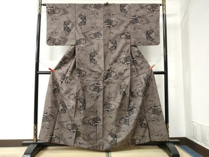平和屋着物●本場大島紬　9マルキ　扇面吉祥花唐草文　正絹　逸品　CAAW7819yc
