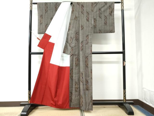 平和屋着物●本場大島紬 9マルキ 雲取り雪輪間道 正絹 逸品 CAAW7841yc