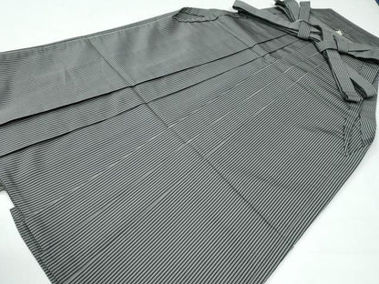 平和屋着物●男性　本場神代仙台平　馬乗り袴　縞　正絹　逸品　CAAW7848yc