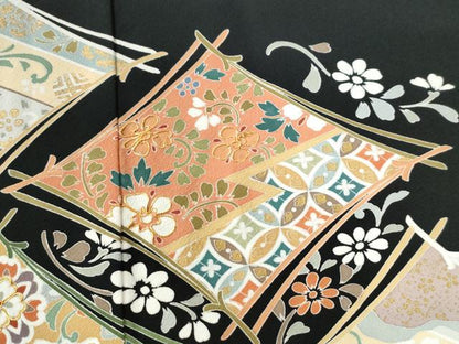 平和屋着物●豪華黒留袖 駒刺繍 溢れ松葉菱吉祥花唐草文 金彩 正絹 逸品 CAAW7897yc