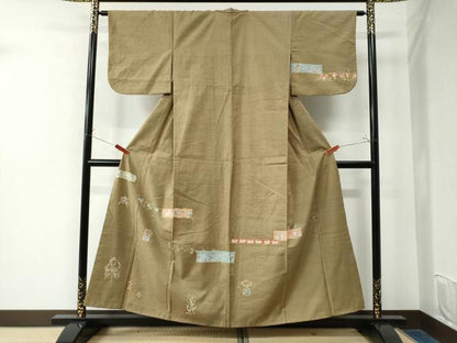 平和屋着物●訪問着 紬地 型染め 狩猟動物蔦の葉草花文 正絹 逸品 CAAW7934yc