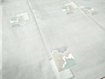 平和屋着物●本場大島紬　白大島　7マルキ　色紙重ね雲取り文　正絹　逸品　CAAW7992yc