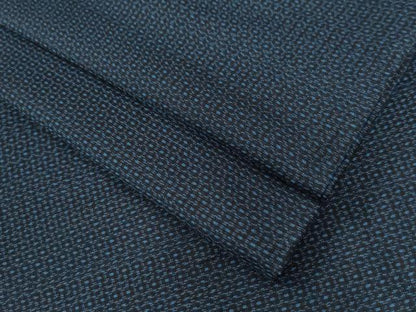 平和屋着物●男性　本場大島紬　80亀甲　総詰め　正絹　逸品　CAAW8124yc