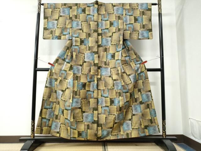 平和屋着物○本場大島紬 7マルキ 総絣 色紙重ね文 正絹 逸品 CAAW8268yc