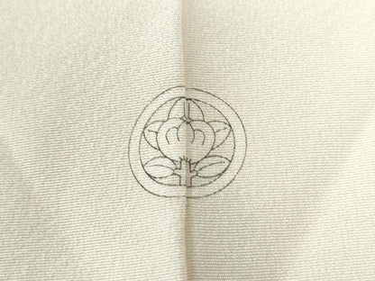 平和屋着物●訪問着　駒刺繍　鬘帯雪輪花蝶文　金彩　正絹　逸品　CABE2860yc