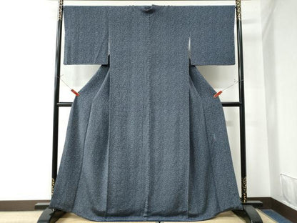 平和屋着物●人間国宝　南部芳松　突彫り　江戸小紋　松　鬼しぼ縮緬　正絹　逸品　CABE2759yc