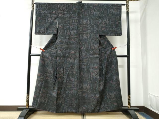 平和屋着物●本場大島紬　9マルキ　エジプト壁画更紗花唐草文　正絹　逸品　CAAW8324yc