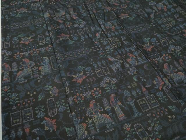 平和屋着物●本場大島紬　9マルキ　エジプト壁画更紗花唐草文　正絹　逸品　CAAW8324yc