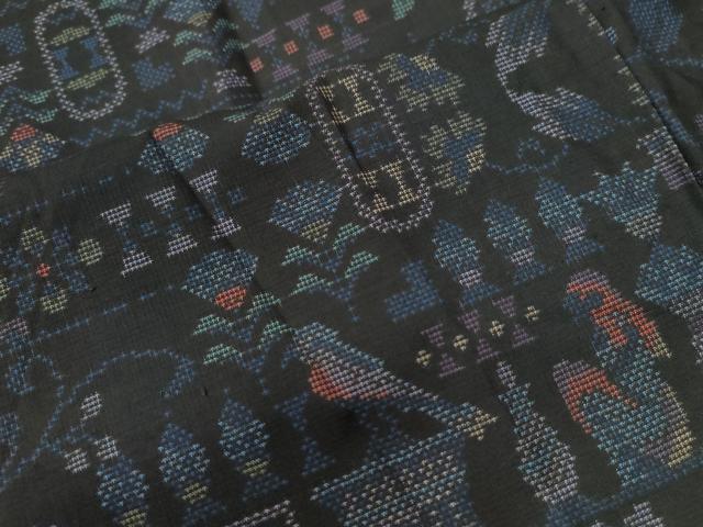 平和屋着物●本場大島紬　9マルキ　エジプト壁画更紗花唐草文　正絹　逸品　CAAW8324yc