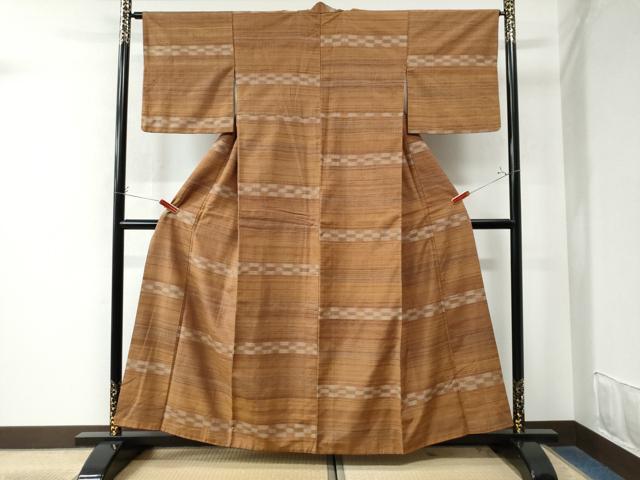平和屋着物●上質な紬　横段吉祥文　正絹　逸品　CAAW8397yc