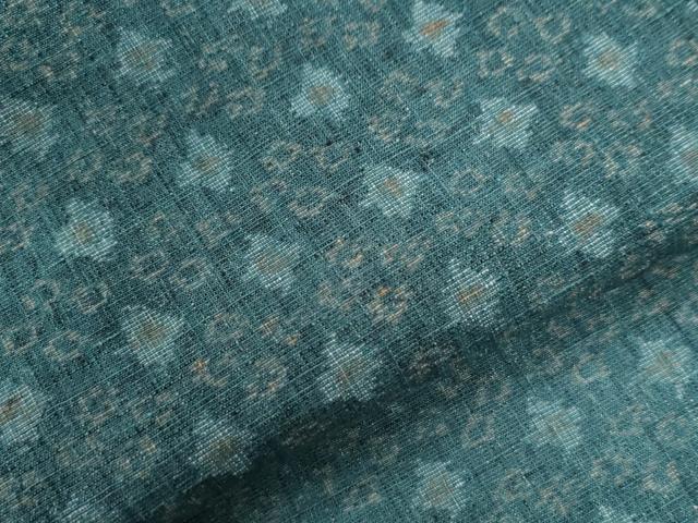 平和屋着物●結城紬ちぢみ 舞花文 正絹 逸品 未使用 CAAW8445yc