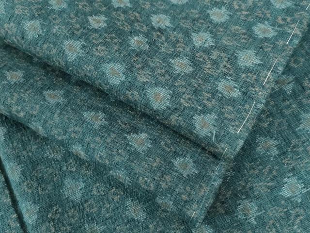 平和屋着物●結城紬ちぢみ 舞花文 正絹 逸品 未使用 CAAW8445yc