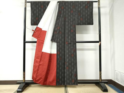 平和屋着物●本場大島紬 打ち出の小槌 麻の葉文様 正絹 逸品 未使用 CAAW8503yc