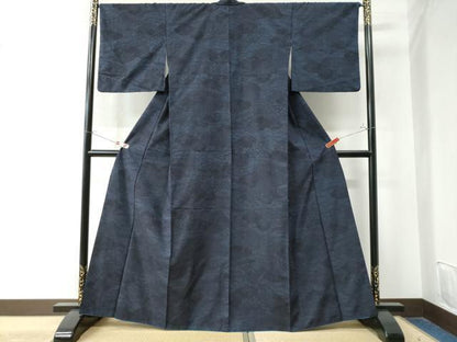 平和屋着物●結城紬　雲取り流水籬吉祥文　正絹　逸品　CAAW8525yc