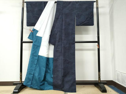 平和屋着物●結城紬　雲取り流水籬吉祥文　正絹　逸品　CAAW8525yc