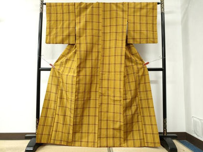 平和屋着物●本場縞大島紬　格子柄　正絹　逸品　CAAW8533yc