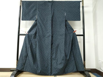 平和屋着物●本場大島紬　蜀江花文　正絹　逸品　CAAW8553yc