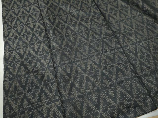 平和屋着物●本場大島紬　花菱文　小田急百貨店扱い　正絹　逸品　CAAW8630yc