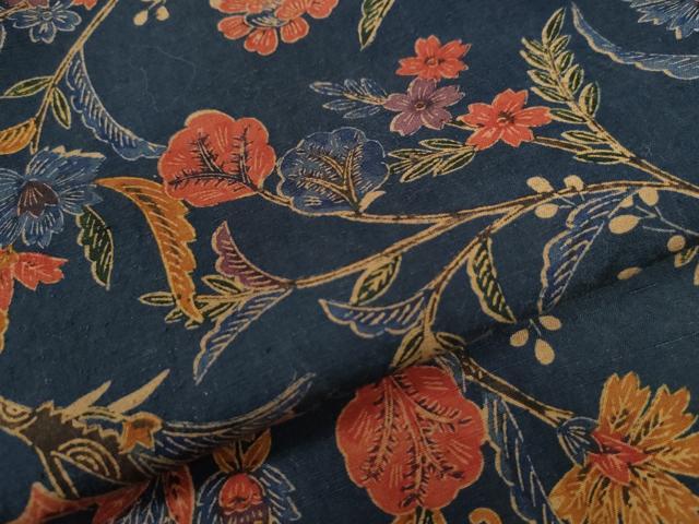 平和屋着物●上質な小紋　紬地　型染め　更紗花唐草文　正絹　逸品　未使用　CAAW8632yc