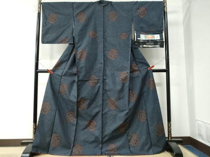 平和屋着物●本場大島紬 9マルキ 亀甲重ね花文 水間織物謹製 証紙付き ロング丈 正絹 逸品 未使用 CAAW8735yc