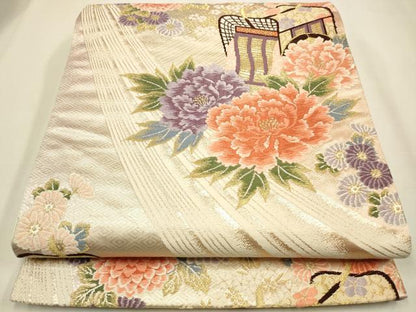 平和屋着物◎六通柄袋帯　唐織　御所車花文　金銀糸　正絹　逸品　CAAW9413qe