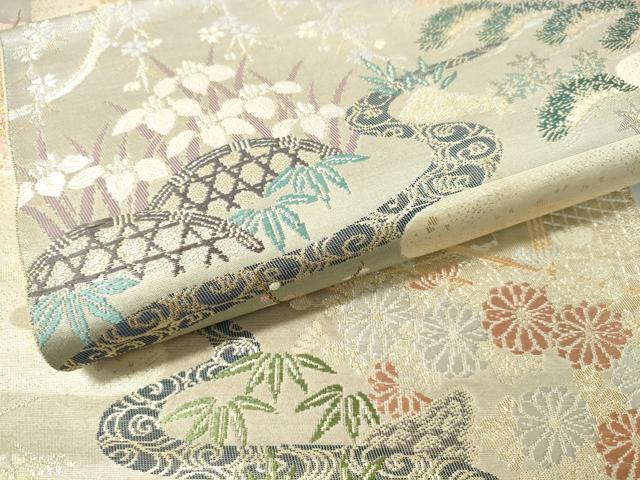 平和屋着物▼六通柄袋帯　桃山絵巻　金糸　正絹　逸品　CAAX0295vp