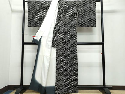 平和屋着物●上質な小紋　絞り　吉祥文　黒地　正絹　逸品　CAAX0816vf