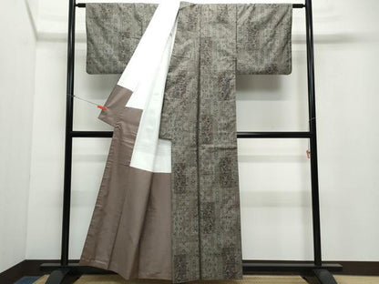 平和屋着物●本場大島紬 9マルキ 更紗花唐草文 正絹 逸品 CAAX0823vf