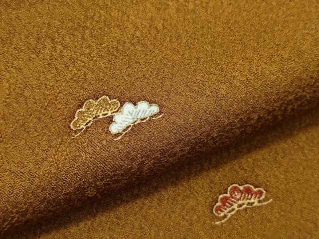 平和屋着物●上質な小紋 堅牢染 吉祥三舞 金彩 反端付き 正絹 逸品 CAAX0849vf