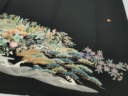 平和屋着物●豪華黒留袖　友禅　作家物　風景渡り橋草花文　さが美扱い　正絹　逸品　CAAX0870vf