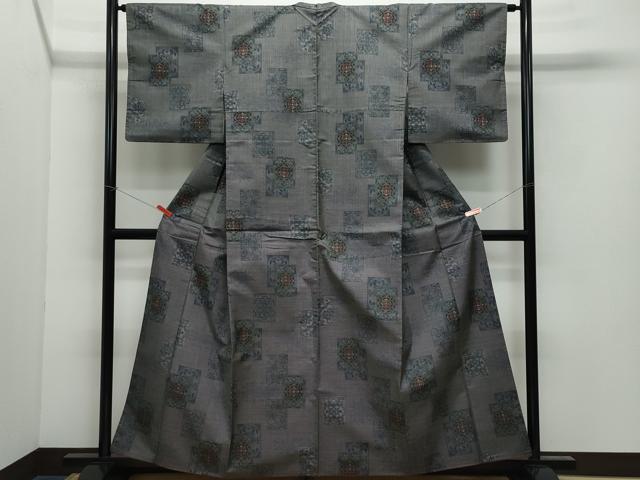 平和屋着物●本場大島紬 7マルキ 色紙重ね吉祥花文 正絹 逸品 CAAX1118vf
