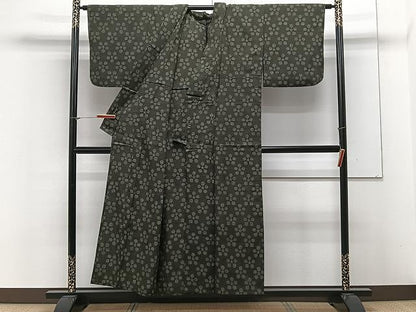 平和屋着物▽本場結城紬 重要無形文化財 単衣 100亀甲 梅鉢 正絹 逸品 CAAX2484xi