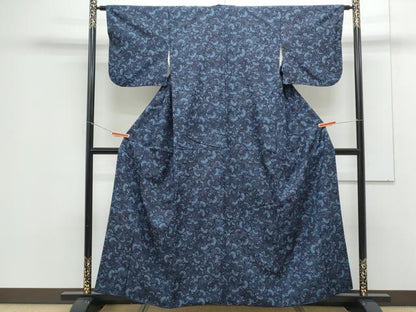 平和屋着物●上質な小紋 紬地 型染め 花蝶文 正絹 逸品 CAAX3055th