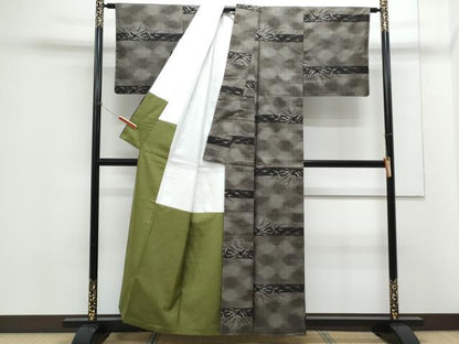 平和屋着物●本場大島紬 7マルキ 草葉文 正絹 逸品 未使用 CAAX3077th