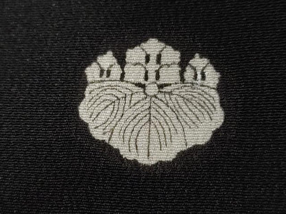 平和屋着物■豪華黒留袖　駒刺繍　檜扇花文　金彩　正絹　逸品　CAAX3689ev