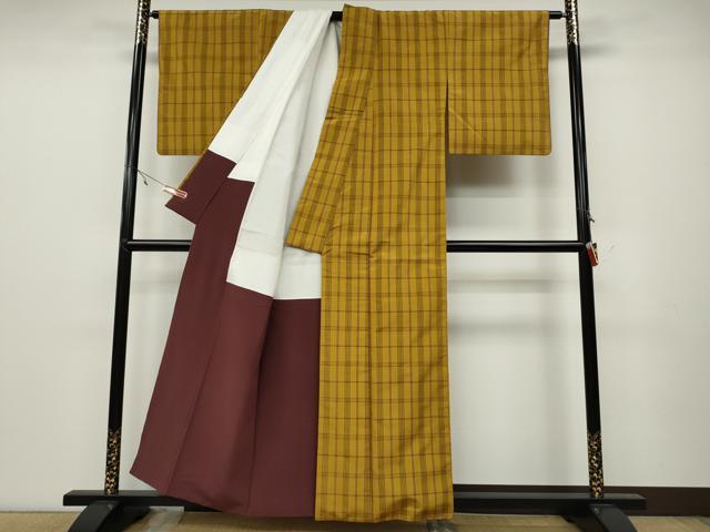 平和屋着物●本場黄八丈 平織 紬 格子柄 正絹 逸品 CAAX4497ut