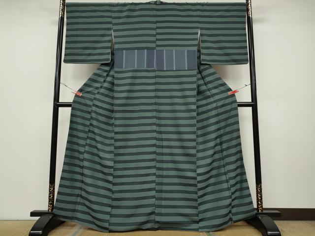 平和屋着物●上質なお召 180亀甲 横段文 正絹 逸品 CAAX4708ut