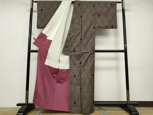 平和屋着物●本場大島紬 7マルキ 菱重ね文 正絹 逸品 CAAX4719ut
